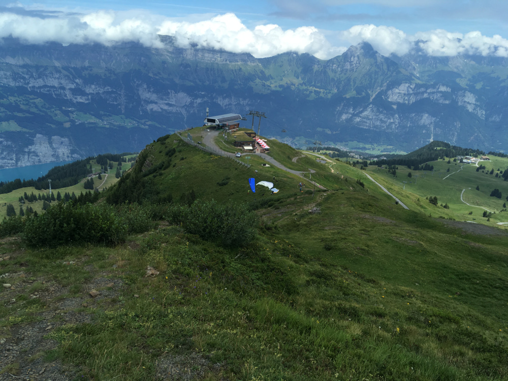 1. August – Fliegen